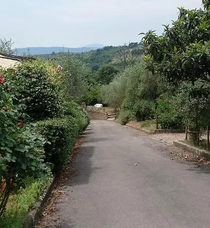 Il Glicine Nel Giuggiolo Проживання в сім'ї Сієна